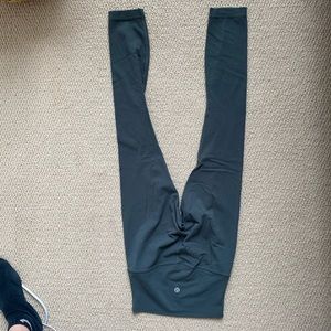 Lululemson Align leggings